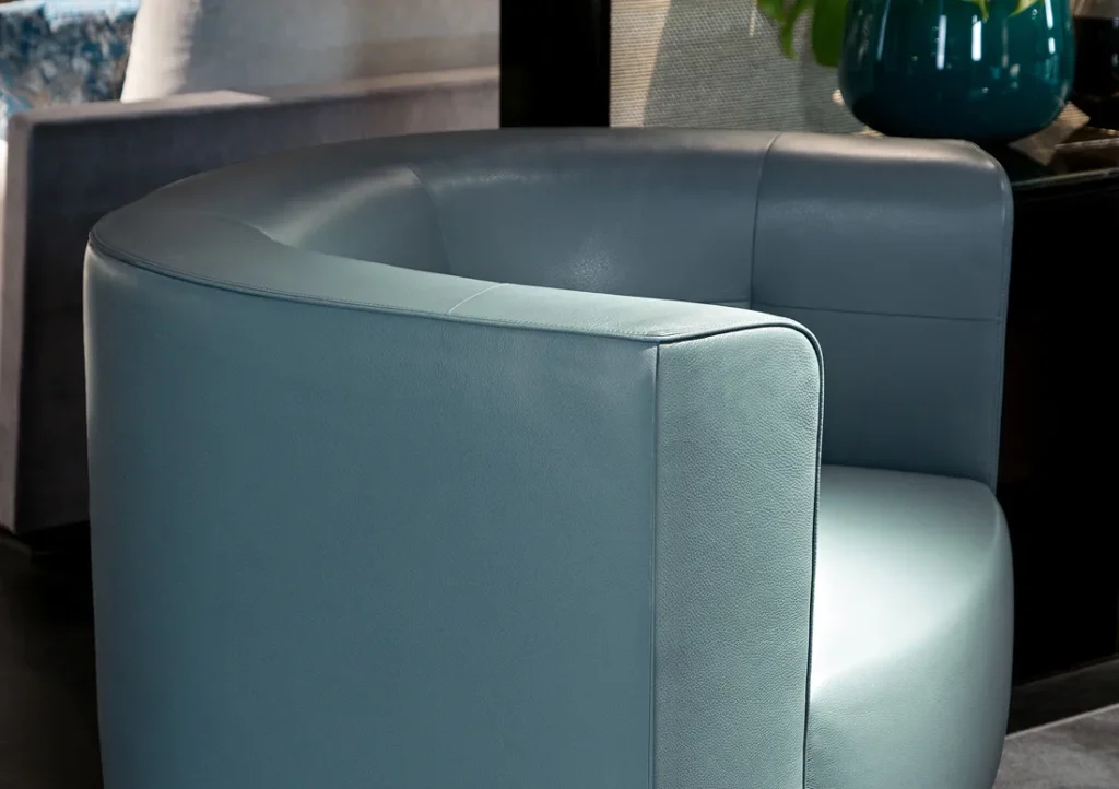 b&m -oval armchair - 1