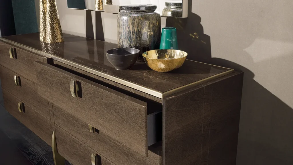 fashion - dresser - 3