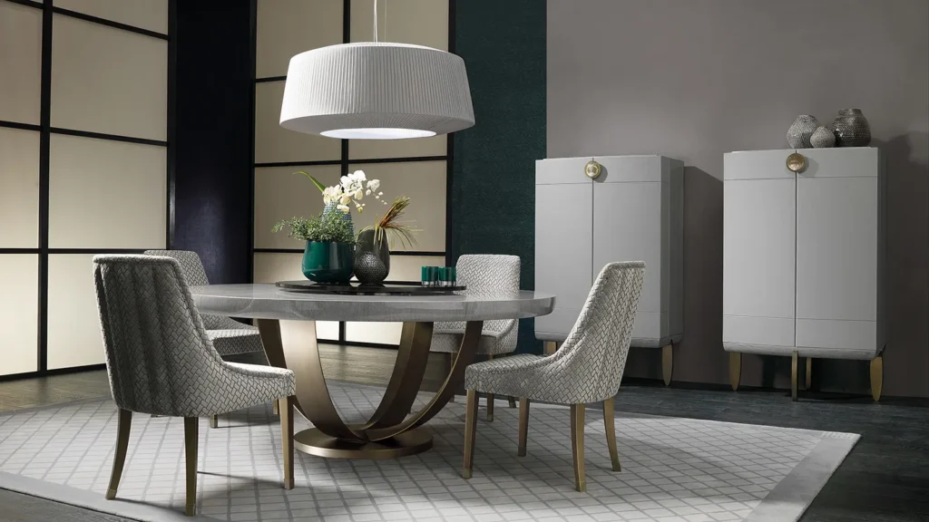 fashion - round table - 1