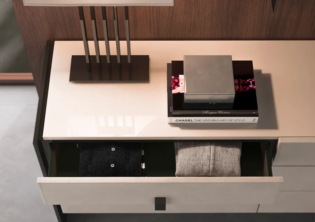 next level -dresser -3